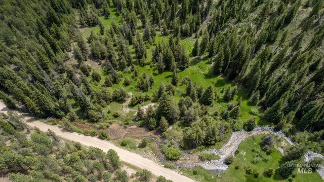 $422,875 | 40 Clear Creek Road, Cascade, ID 83611