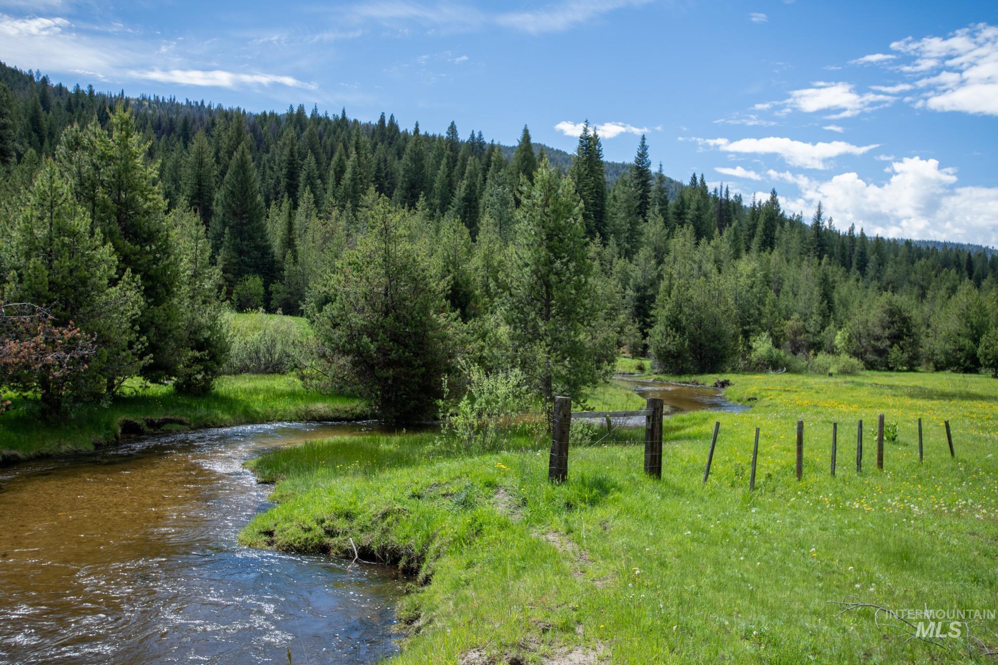 40 Clear Creek Road Cascade, ID 83611 - Photo 2 of 8