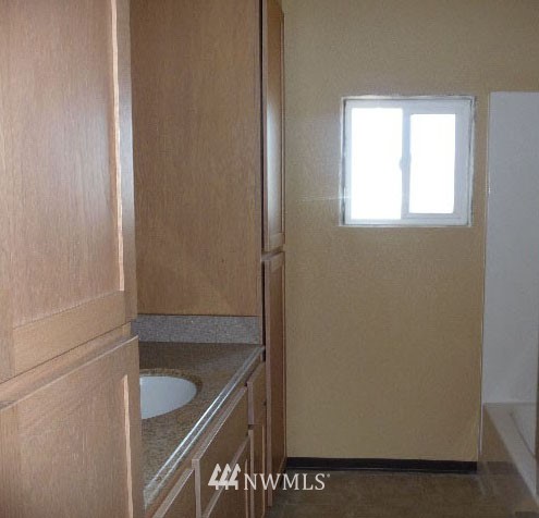 87 Duck Lake Road Omak, WA 98841 - Photo 10 of 16