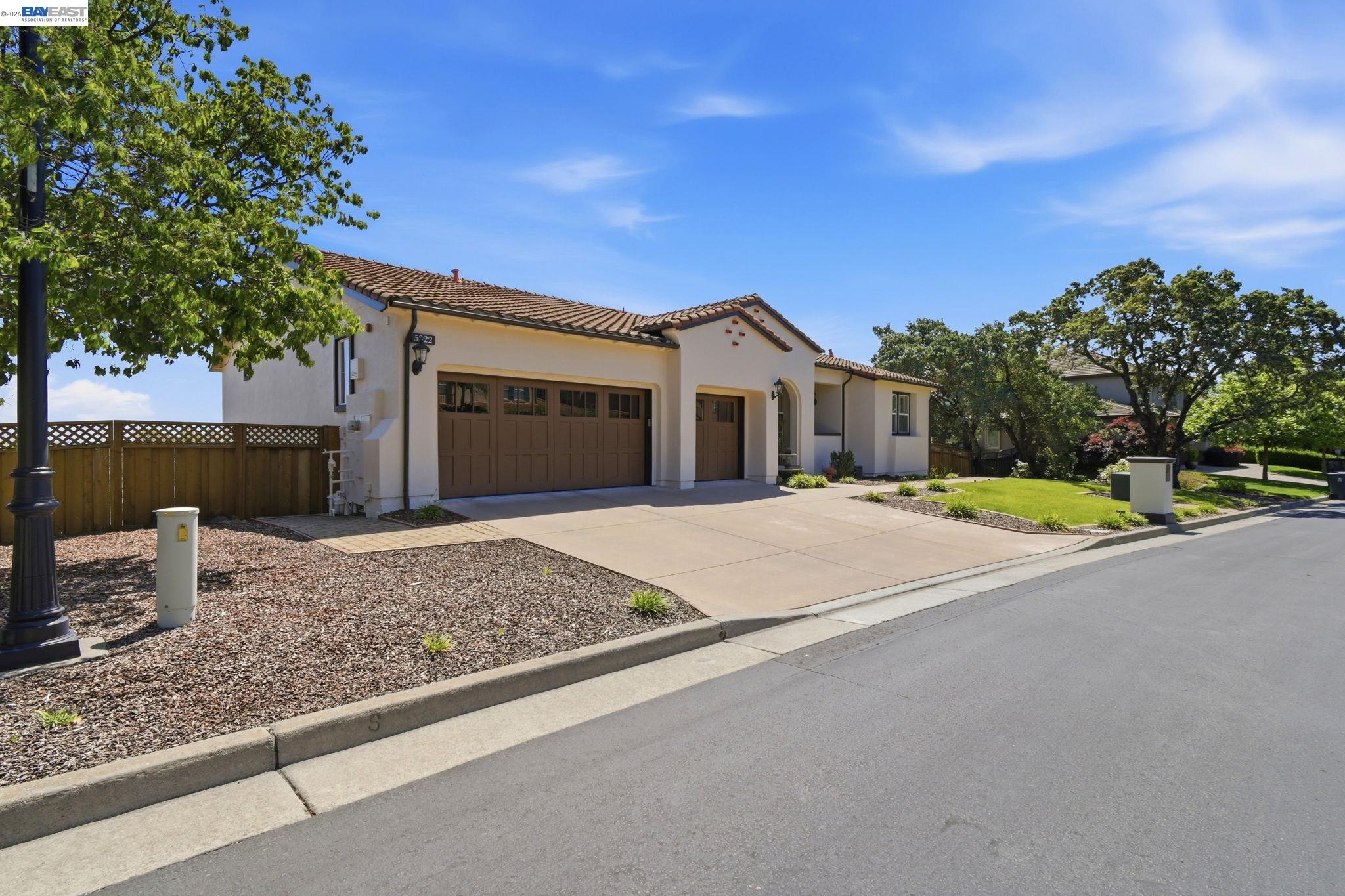 5322 Carole Ridge Court Fairfield, CA 94534 - Photo 2 of 55