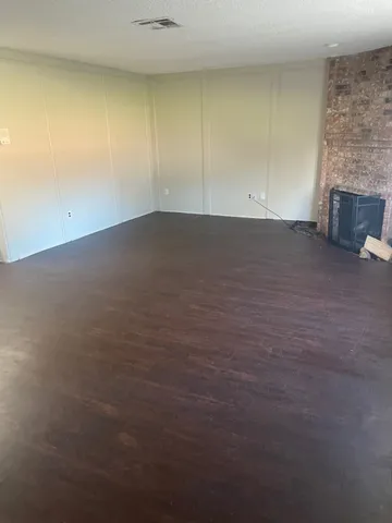 an empty room with a empty space