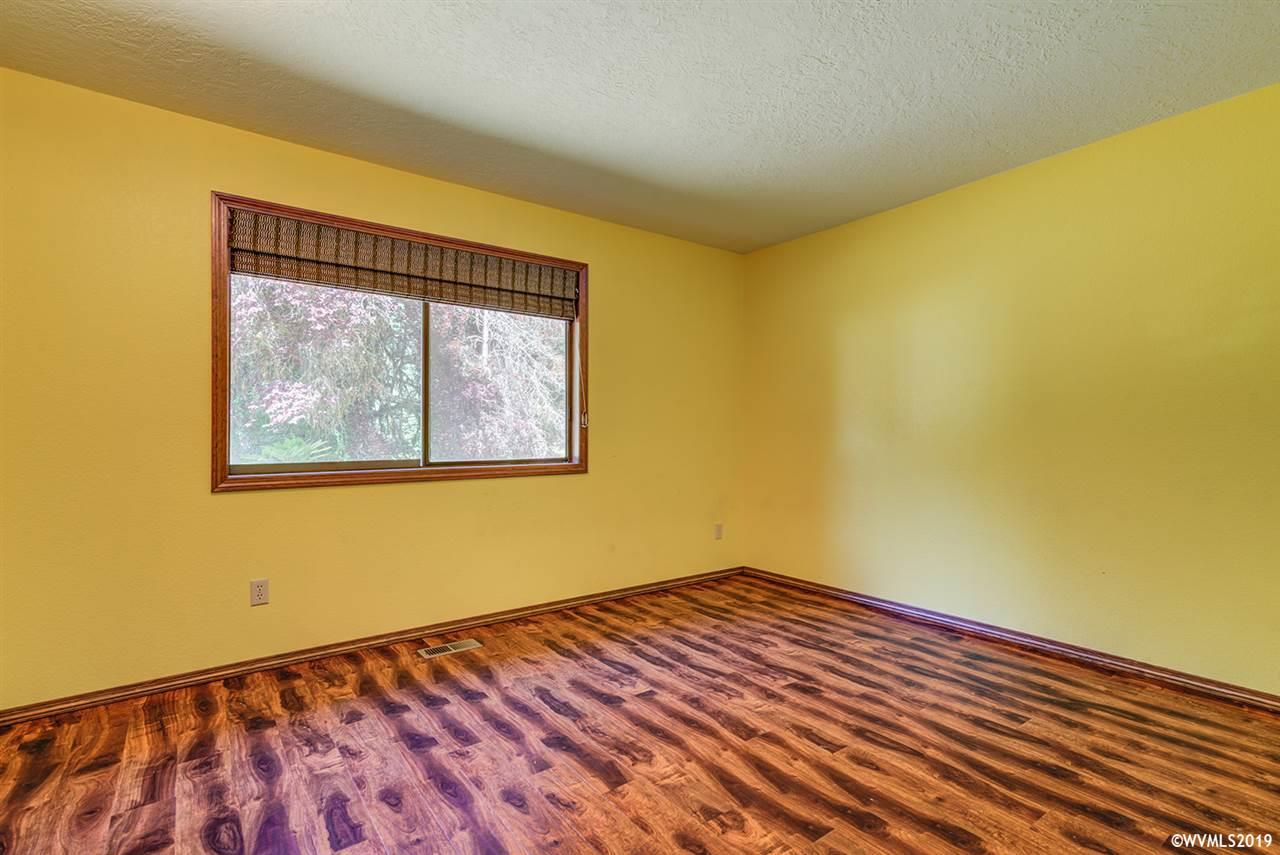 21376 Ferry Road Southeast Stayton, OR 97383 - Photo 10 of 20 Gallery Image 10
