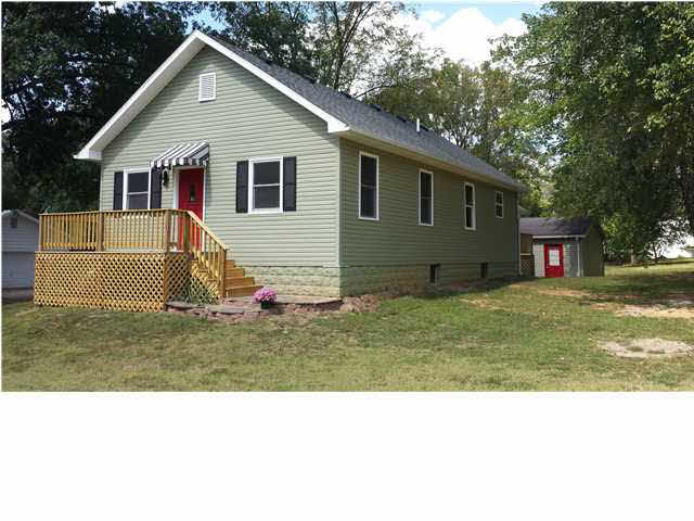 310 Walnut Street Elberfeld, IN 47613 - Photo 2 of 24 Gallery Image 2
