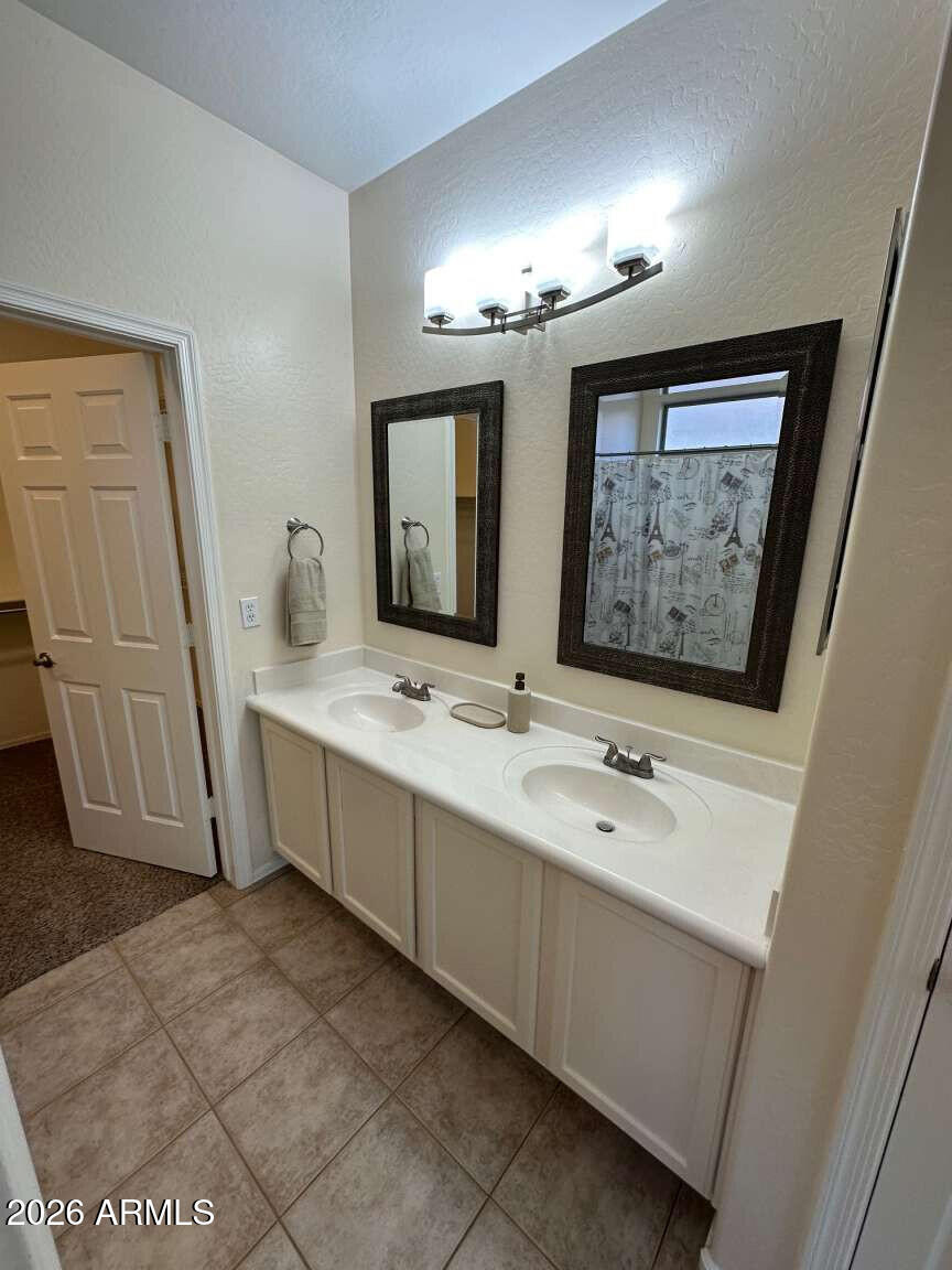 39508 North Prairie Lane Anthem, AZ 85086 - Photo 8 of 36 Burrow.8