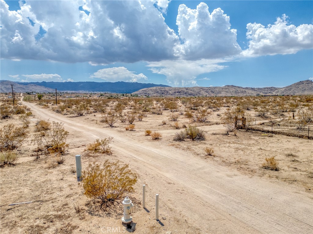 4687 Border Avenue Joshua Tree, CA 92252 - Photo 19 of 42
