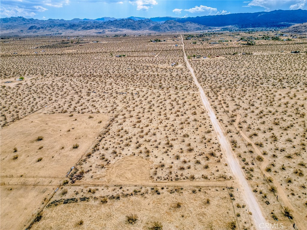 4687 Border Avenue Joshua Tree, CA 92252 - Photo 26 of 42