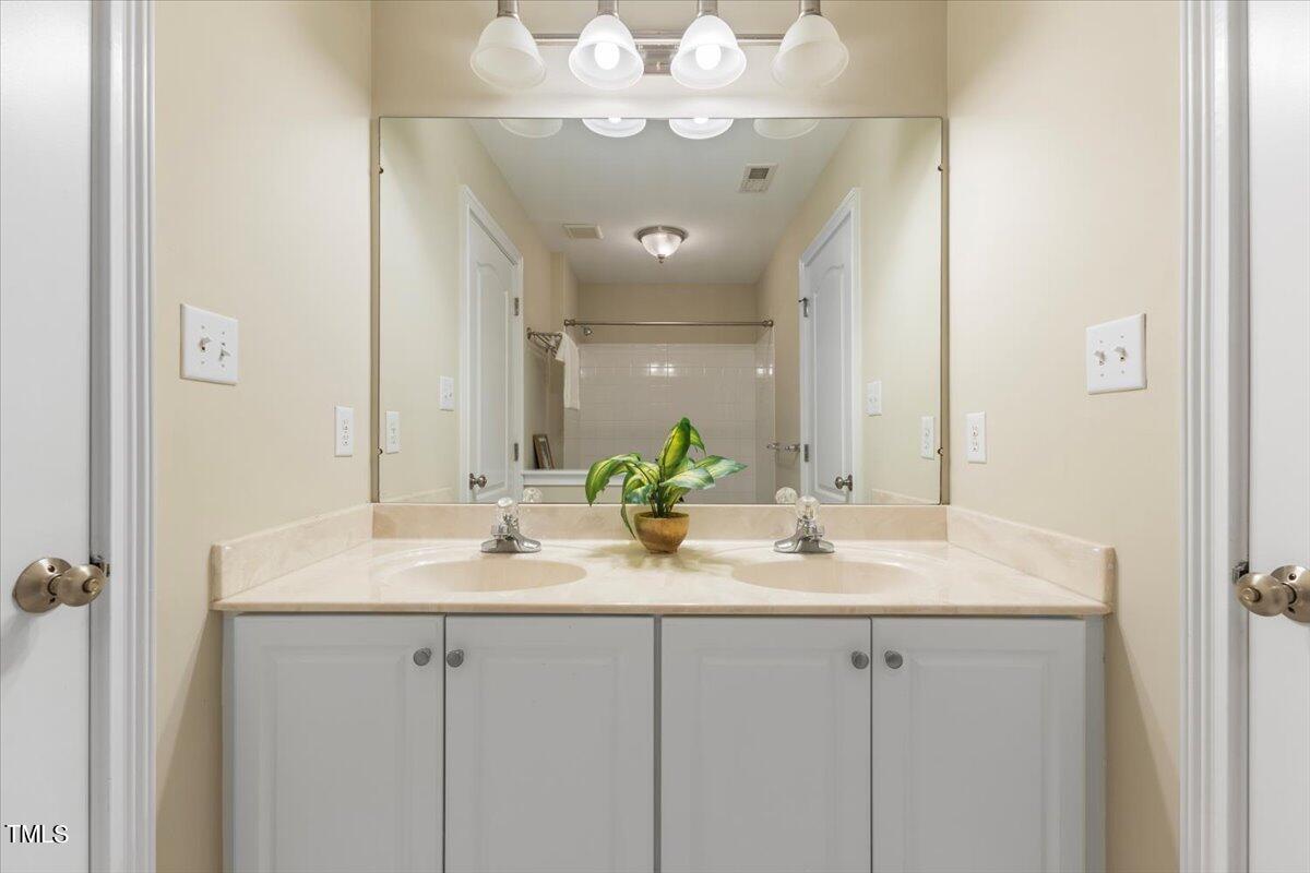 11524 Auldbury Way Raleigh, NC 27617 - Photo 41 of 64 57-11524 Auldbury Way