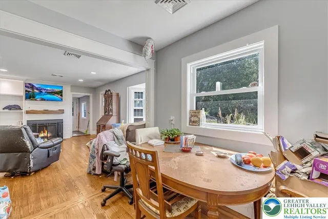 $289,400 | 15 Elm Street, East Stroudsburg, PA 18301