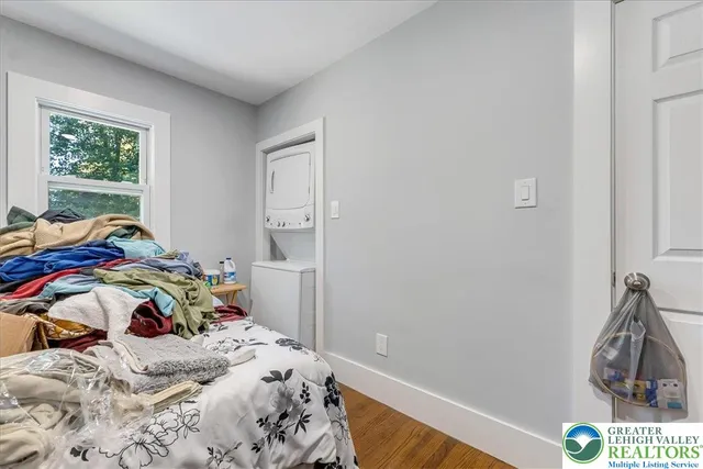 $289,400 | 15 Elm Street, East Stroudsburg, PA 18301