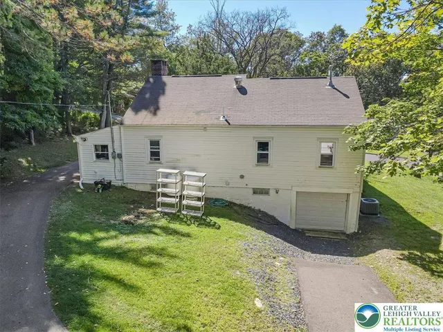 $289,400 | 15 Elm Street, East Stroudsburg, PA 18301