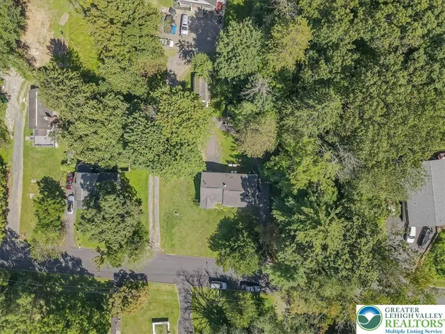 $289,400 | 15 Elm Street, East Stroudsburg, PA 18301