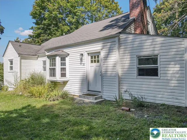 $289,400 | 15 Elm Street, East Stroudsburg, PA 18301