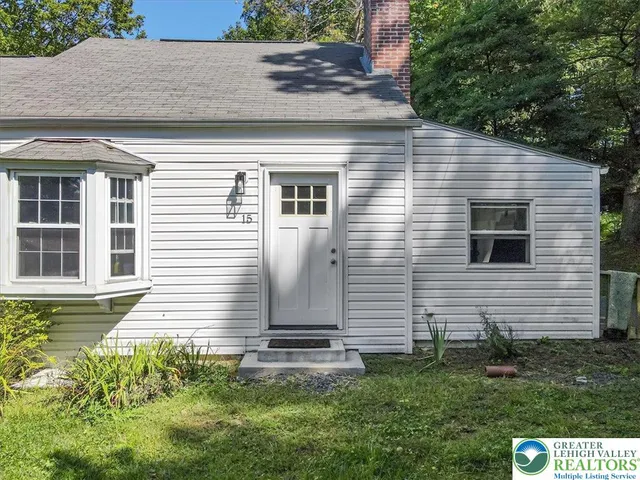 $289,400 | 15 Elm Street, East Stroudsburg, PA 18301