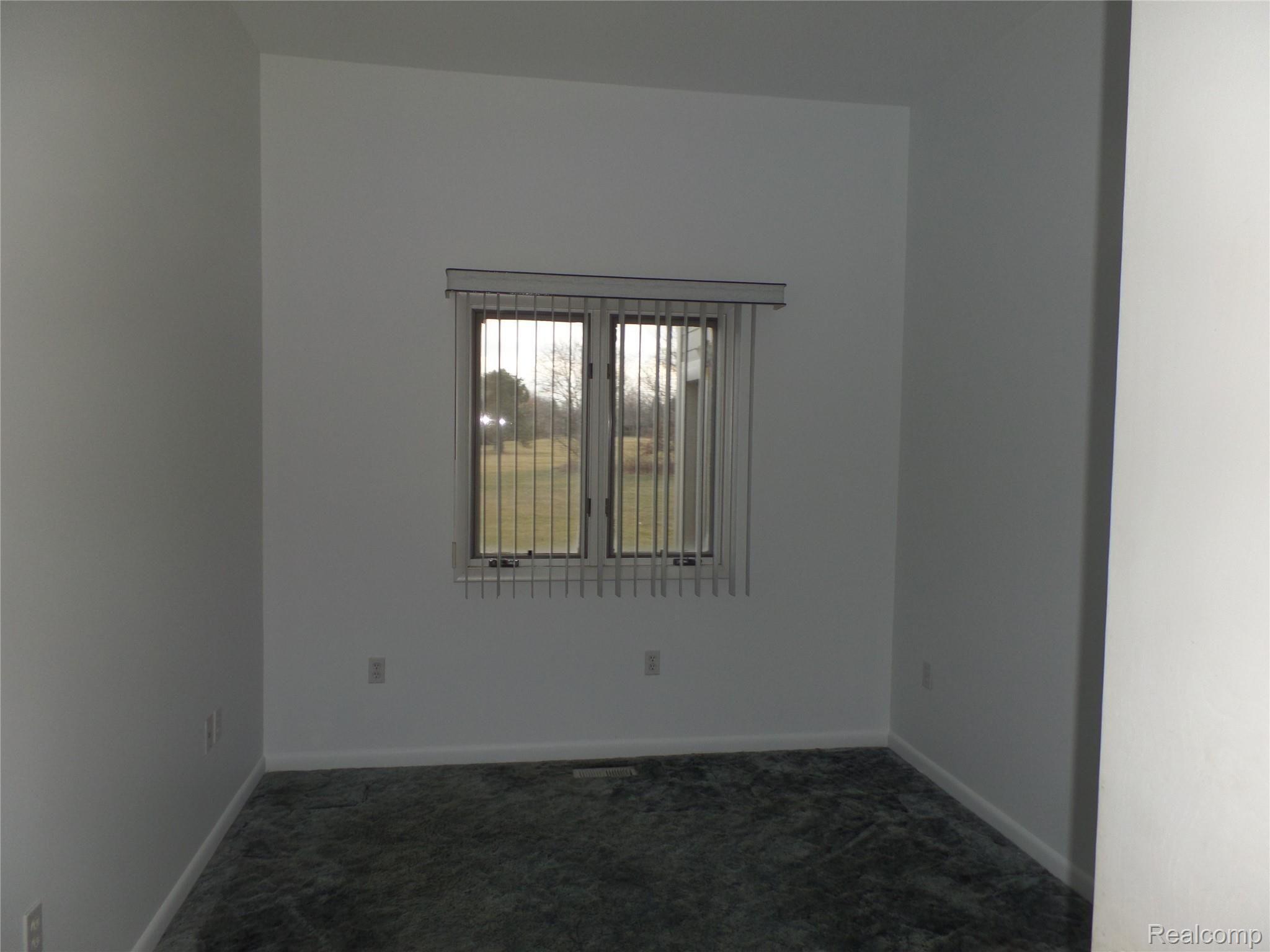 4501 Clarkston Road Clarkston, MI 48348 - Photo 24 of 34 SAM_1165.JPG