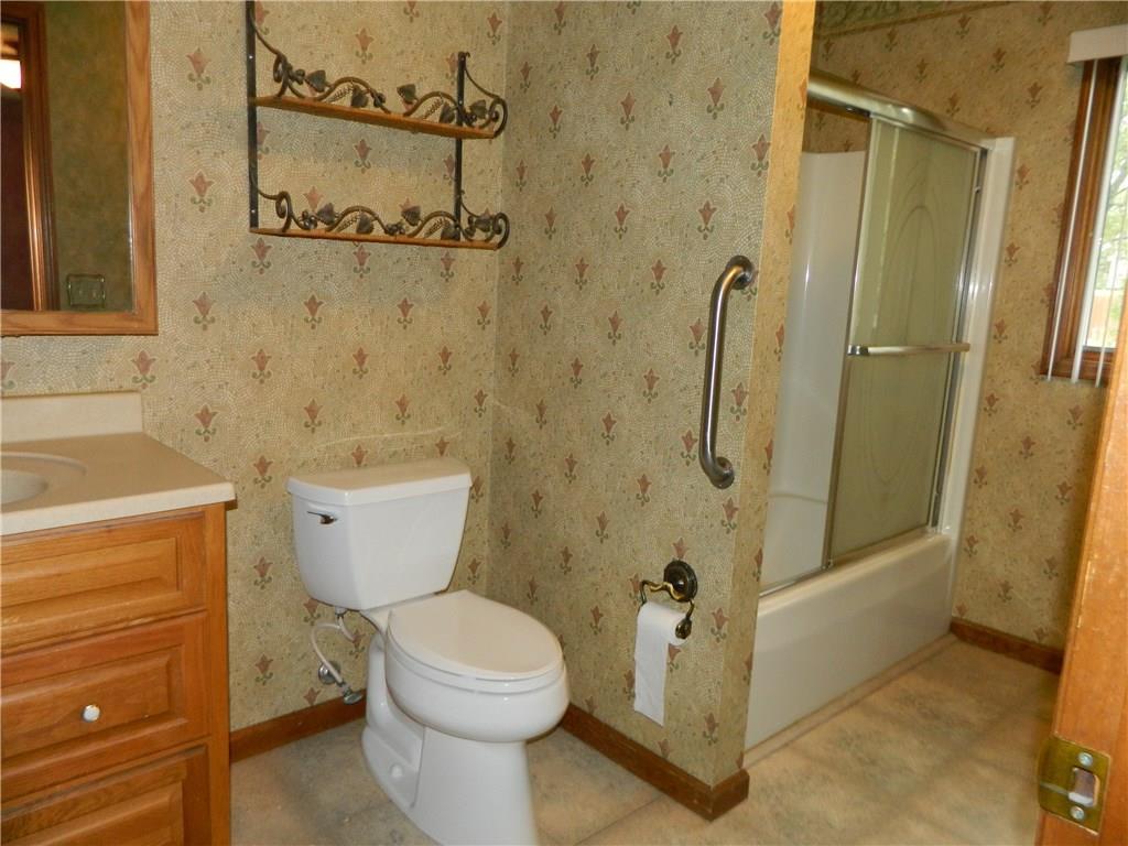 1935 West Mile Road Springfield, OH 45503 - Photo 18 of 38