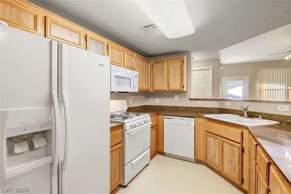 $1,600 | 10001 Peace Way, Unit 2287, Las Vegas, NV 89147