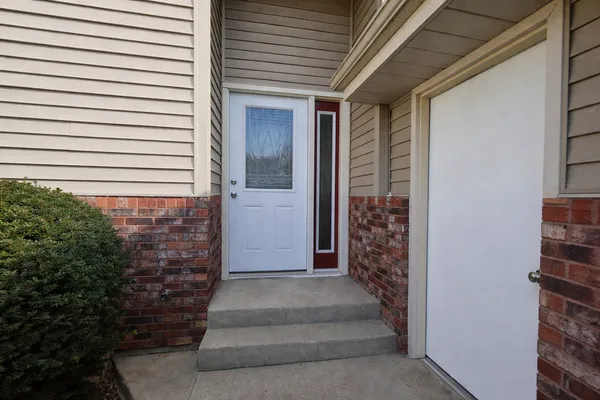 $449,500 | 5-n087 Mary Court, St. Charles, IL 60175