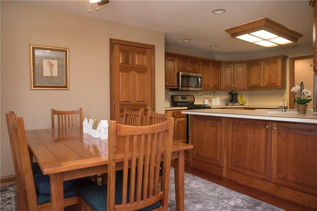 2042 Berry Road Greenwood, IN 46143 - Photo 13 of 48 Gallery Image 13