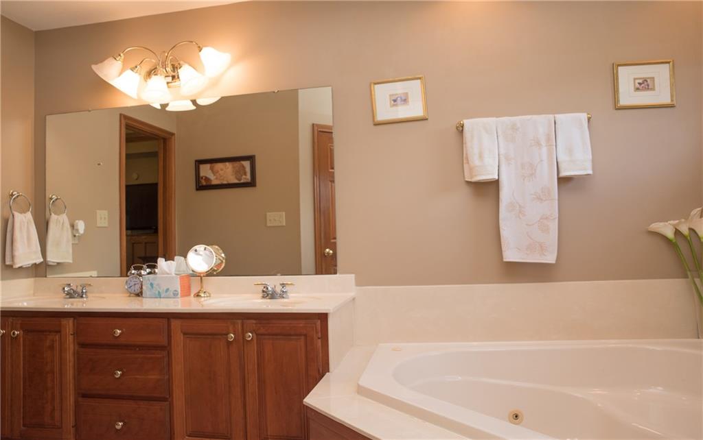 2042 Berry Road Greenwood, IN 46143 - Photo 18 of 48 Gallery Image 18