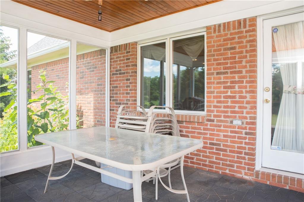 2042 Berry Road Greenwood, IN 46143 - Photo 37 of 48 Gallery Image 37