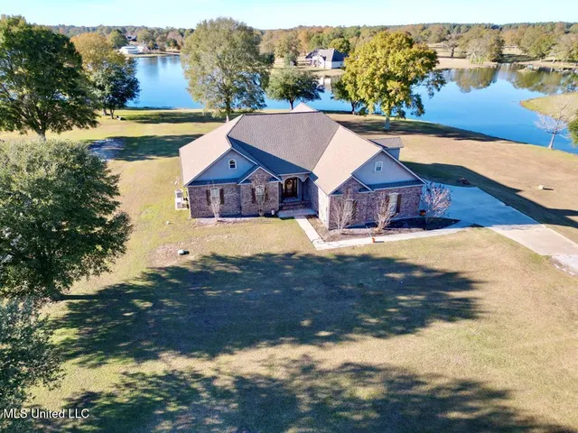 $619,900 | 6 Lunker Lane, Poplarville, MS 39470