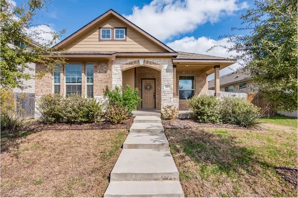 $2,300 | 106 Alford Street, San Marcos, TX 78666