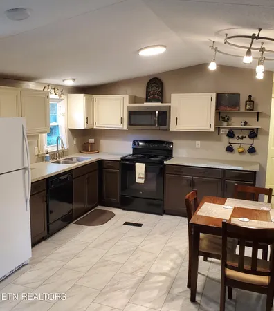 $249,750 | 572 Randall Fugate Road, Spring City, TN 37381