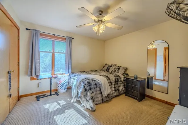 $650,000 | 23643 County Road 32-337, Lebanon, MO 65536