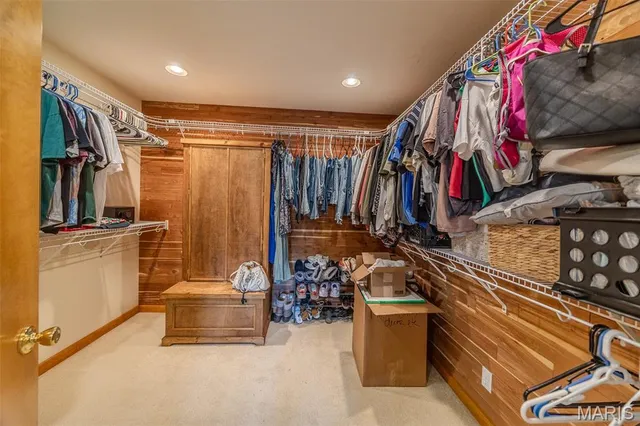 $650,000 | 23643 County Road 32-337, Lebanon, MO 65536