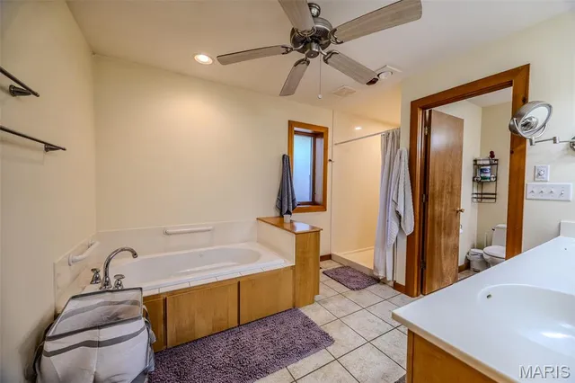 $650,000 | 23643 County Road 32-337, Lebanon, MO 65536