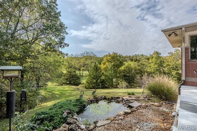 $650,000 | 23643 County Road 32-337, Lebanon, MO 65536