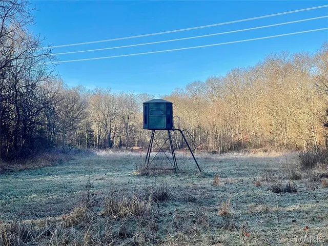 $599,900 | 23643 County Road 32-337, Lebanon, MO 65536