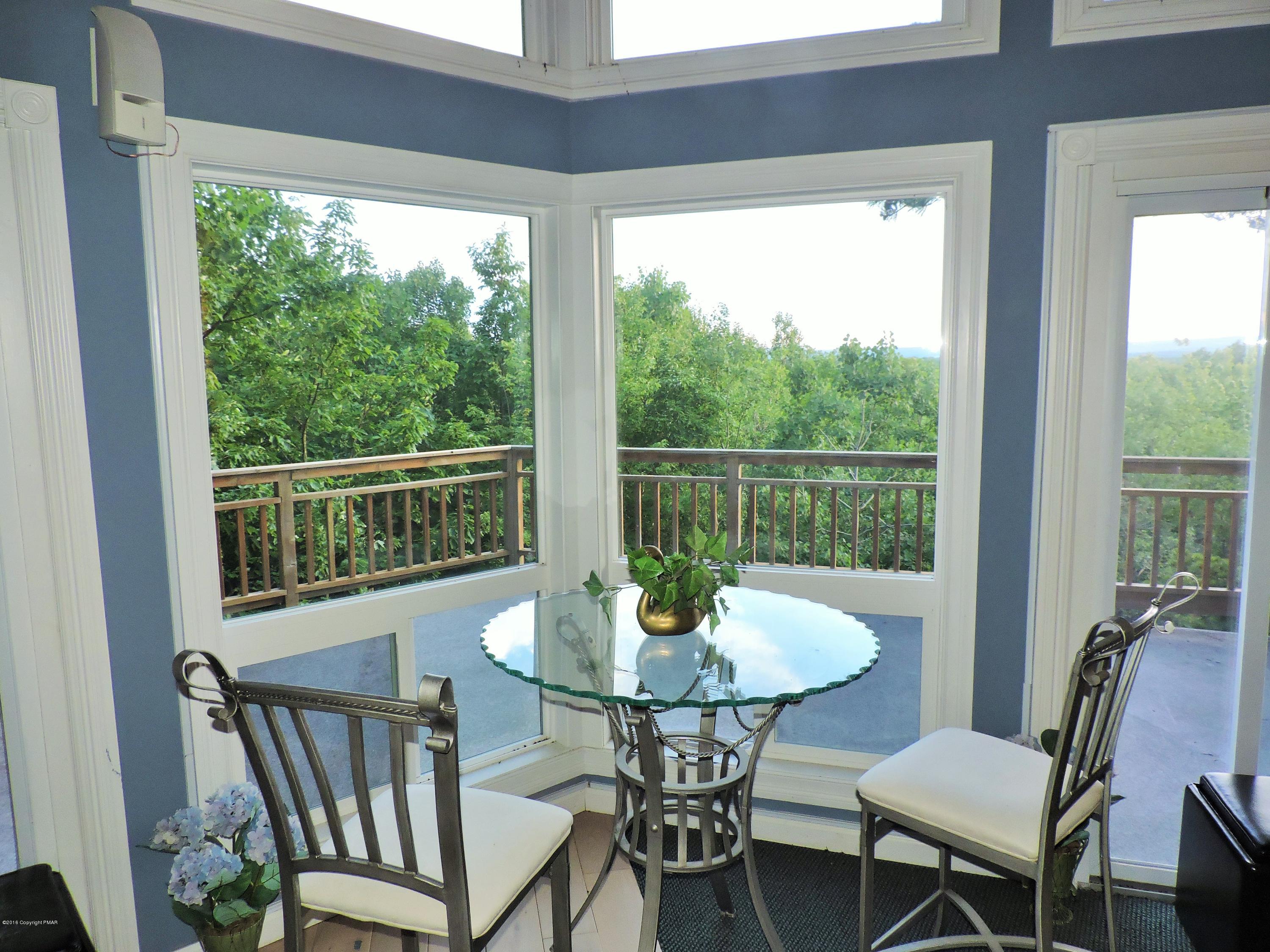 3584 High Crest Road Canadensis, PA 18325 - Photo 24 of 42 Family Room
