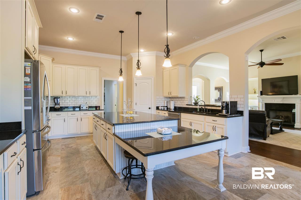33894 Milo Terrace Daphne, AL 36527 - Photo 4 of 29