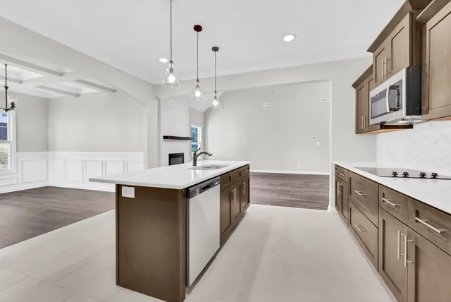 $444,900 | 1052 Ross Farms Boulevard, Clarksville, TN 37043