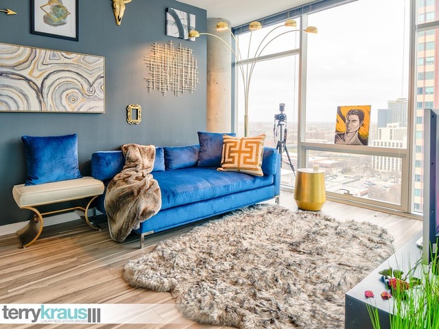 Undisclosed Address Chicago, IL 60610 - Photo 3 of 4