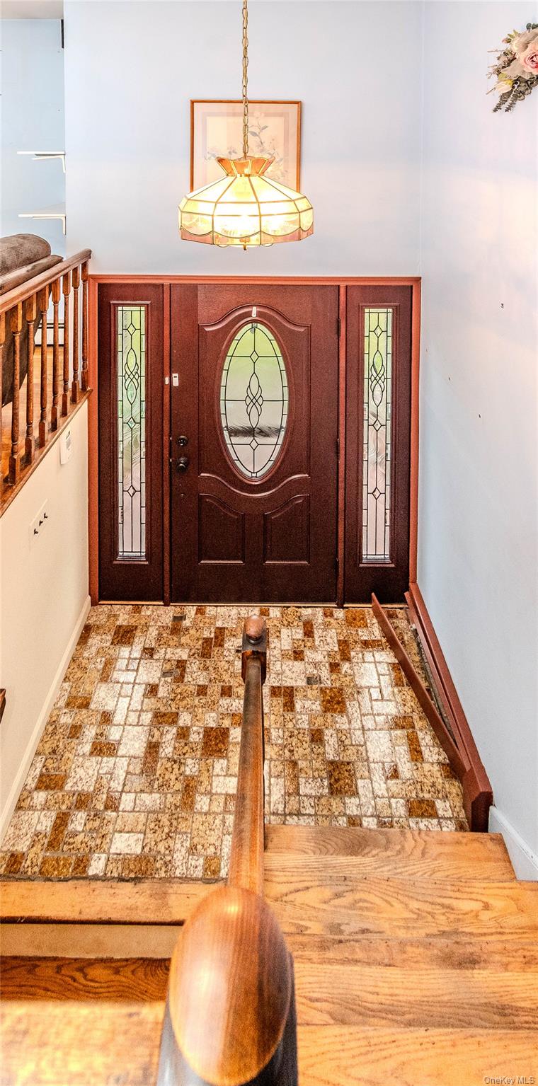 6 Bates Circle Florida, NY 10921 - Photo 9 of 50 Front Door