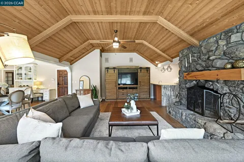 $2,999,000 | 85 Trish Court, Danville, CA 94526