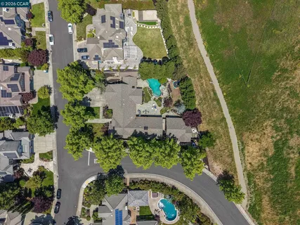 $2,999,000 | 85 Trish Court, Danville, CA 94526