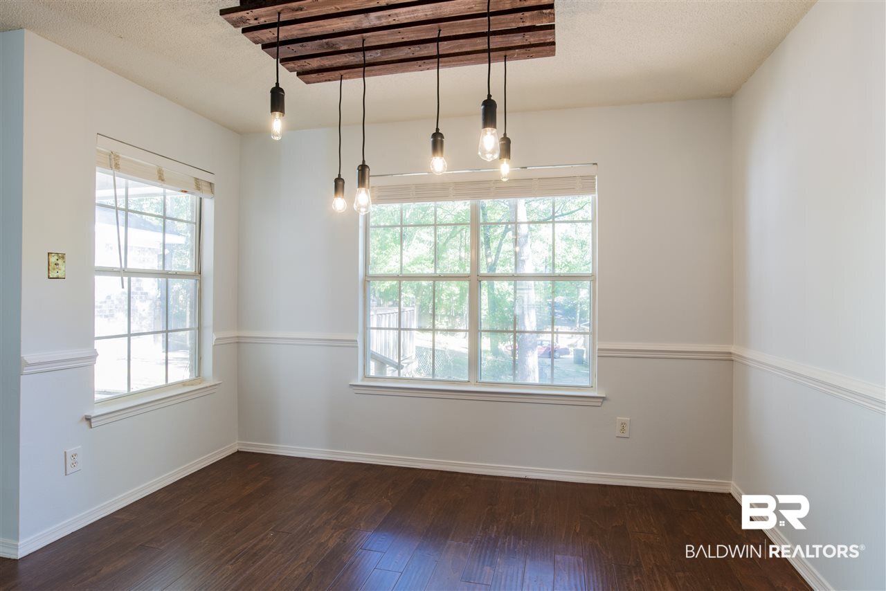 251 Ridgewood Drive Daphne, AL 36526 - Photo 5 of 21