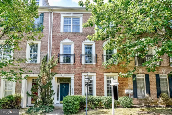 $3,900 | 42485 Regal Wood Drive, Brambleton, VA 20148