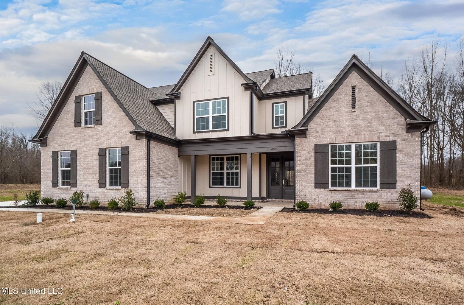 659 Centerline Roper Loop Byhalia, MS 38611 - Photo 3 of 9 Gallery Image 3