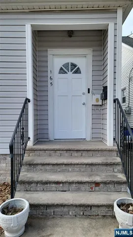 $1,895 | 165 Main Street, Unit SECOND, Garfield, NJ 07026