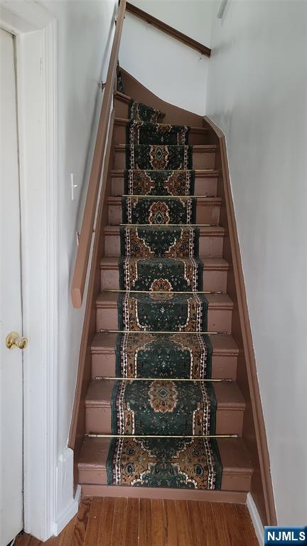 165 Main Street, Unit SECOND Garfield, NJ 07026 - Photo 3 of 12 a view of entryway