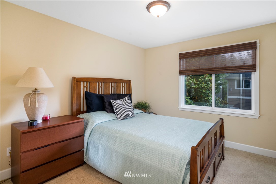 709 South 37th Place Renton, WA 98055 - Photo 22 of 40