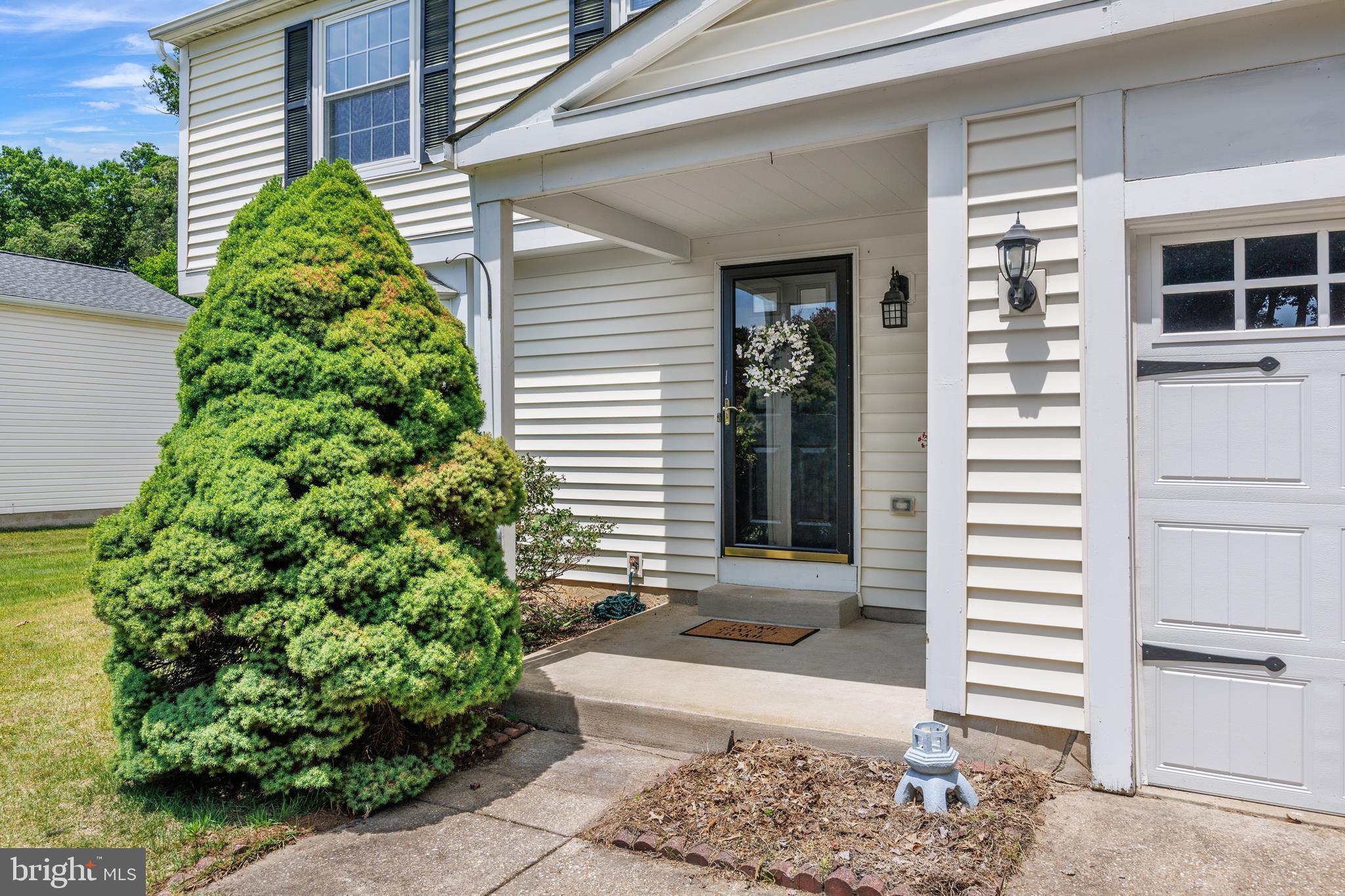 1506 Gollum Road Hanover, MD 21076 - Photo 4 of 44 a front view of a house