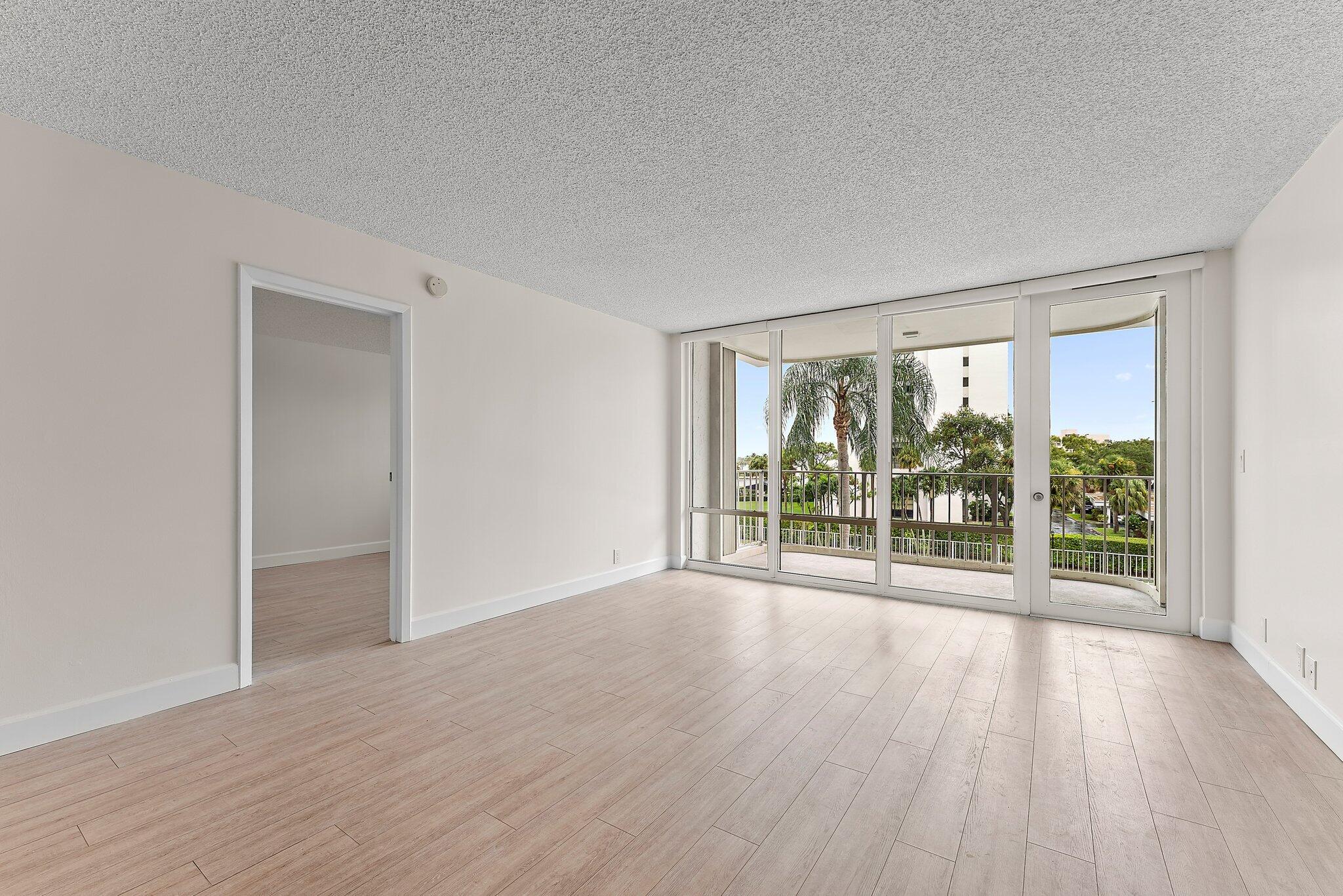 336 Golfview Road, Unit 306 North Palm Beach, FL 33408 - Photo 20 of 42 Great Room