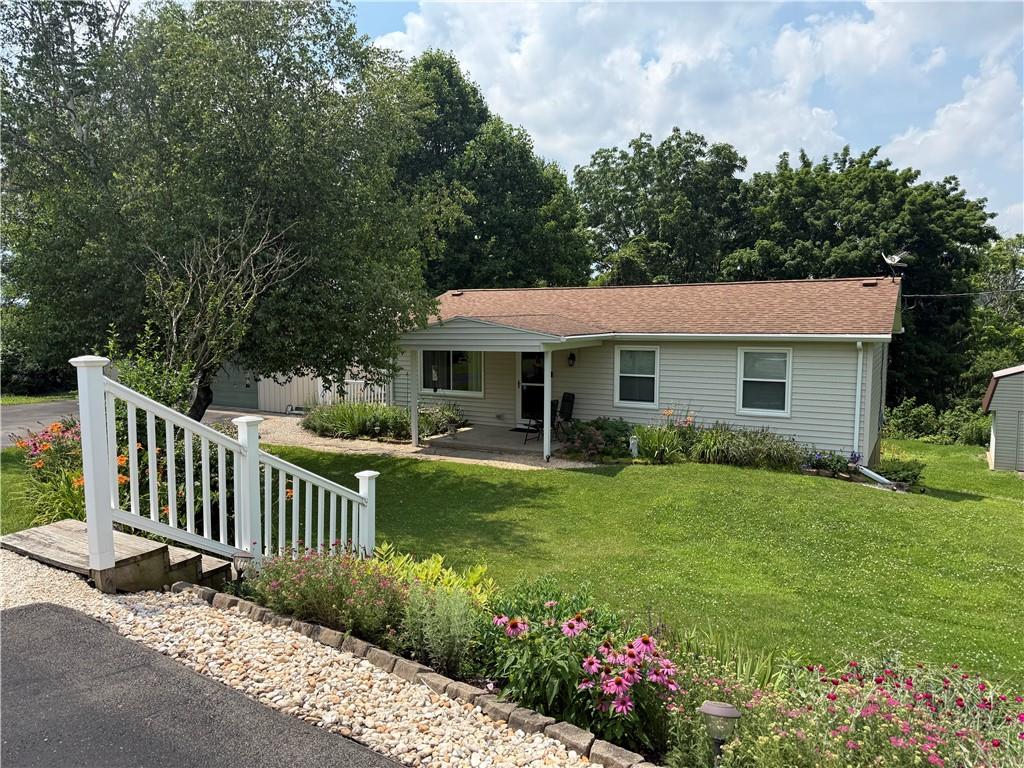 132 Harris Road Butler, PA 16002 - Photo 2 of 27