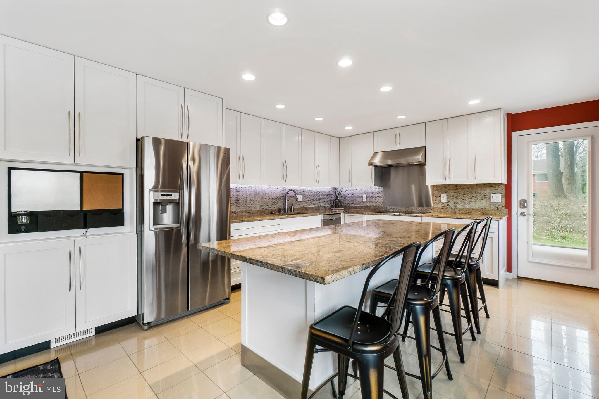 903 Cromwell Bridge Road Baltimore, MD 21286 - Photo 8 of 37 Kitchen