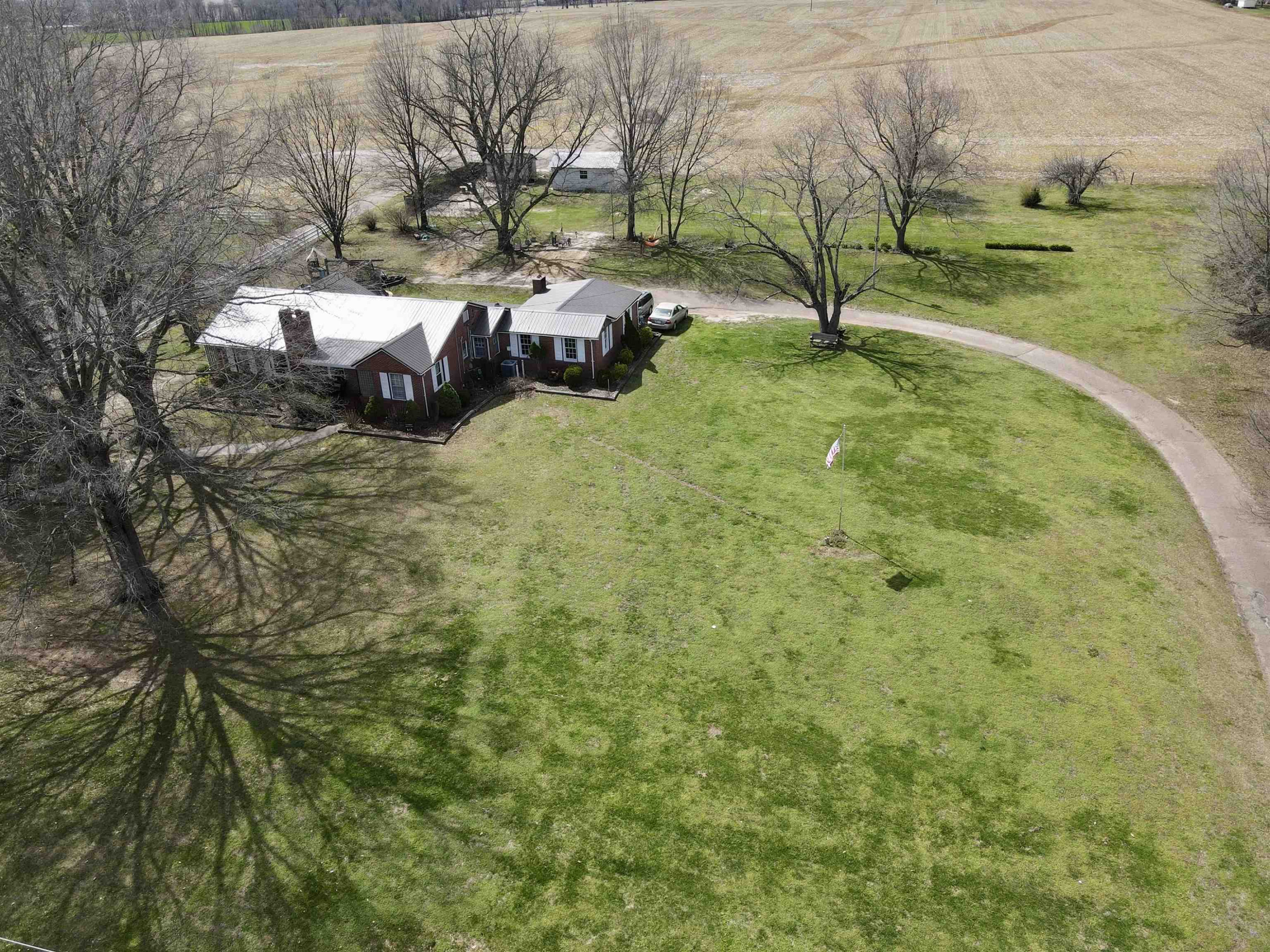619 South Trenton Street Rutherford, TN 38369 - Photo 2 of 22 a view of yard with green space